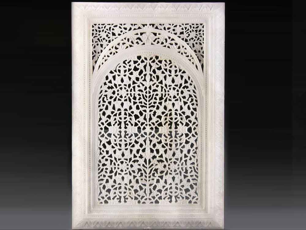 intricate marble jali : white marble intricate jali