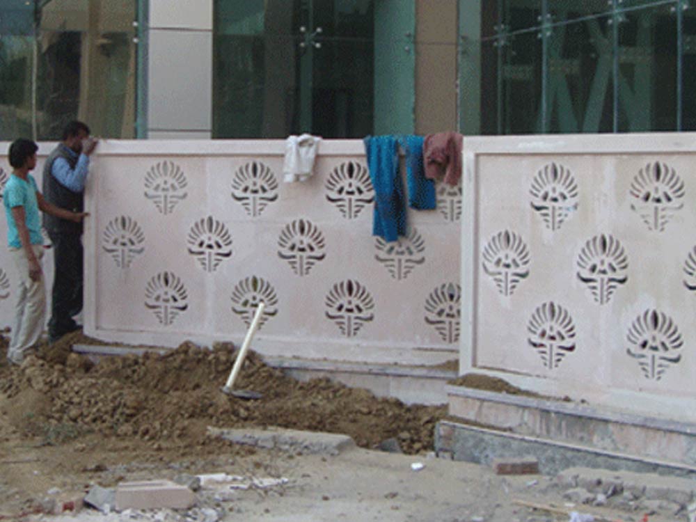 stone wall partition : carved and jaali partition : carved stone wall partition 