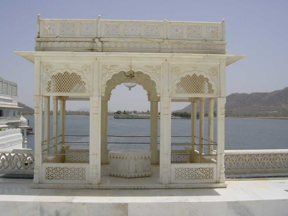 Makrana Marble Gazebo : Makrana White Marble Gazebo : Sangemarmar Baradari
